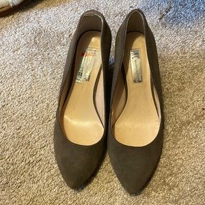 INC olive grey wedge heels